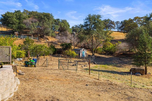 1719 Newcastle Rd, Newcastle, CA 95658