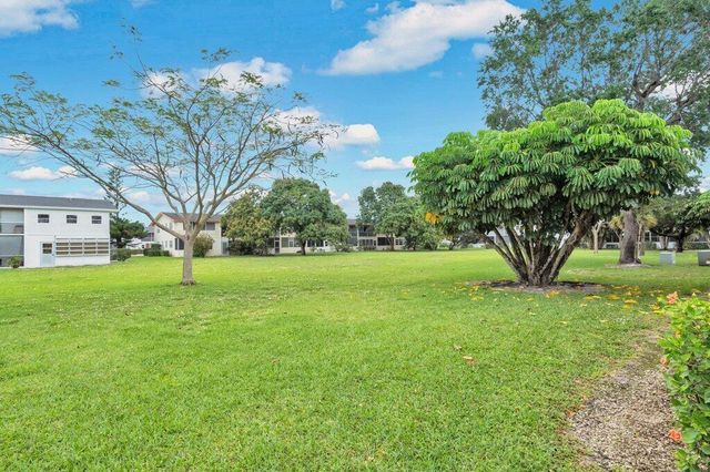 349 Camden O, West Palm Beach, FL 33417