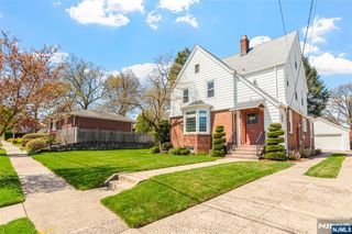 146 Irving Place, Rutherford, NJ 07070