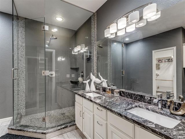 6162 N Brookline Avenue 22, Oklahoma City, OK 73112