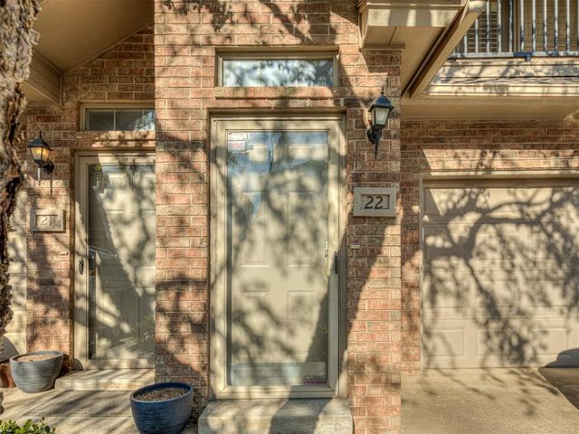 6162 N Brookline Avenue 22, Oklahoma City, OK 73112
