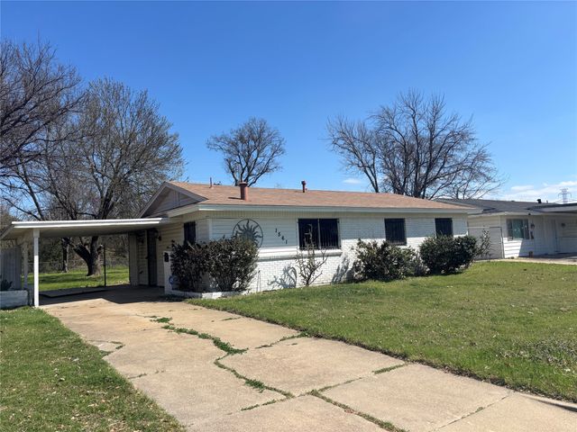 1561 Milmo Drive, Fort Worth, TX 76134