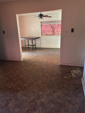 1561 Milmo Drive, Fort Worth, TX 76134