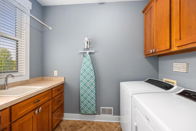 7491 Augusta Lane, Hudsonville, MI 49426