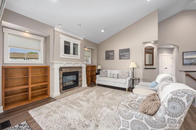 7491 Augusta Lane, Hudsonville, MI 49426