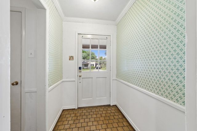9314 Livenshire Drive, Dallas, TX 75238