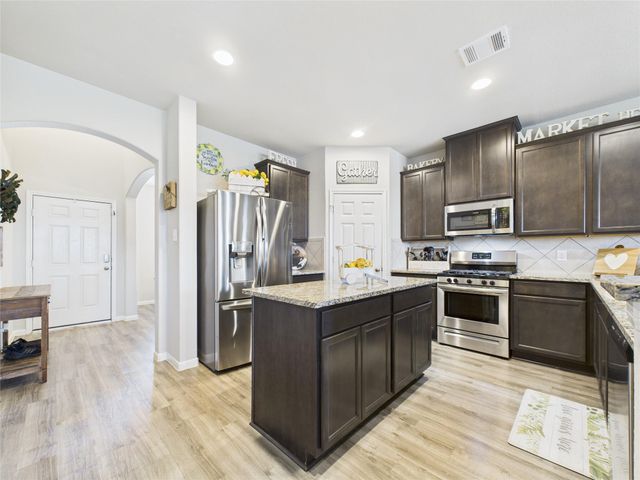 3202 Explorer Drive, Texas City, TX 77591