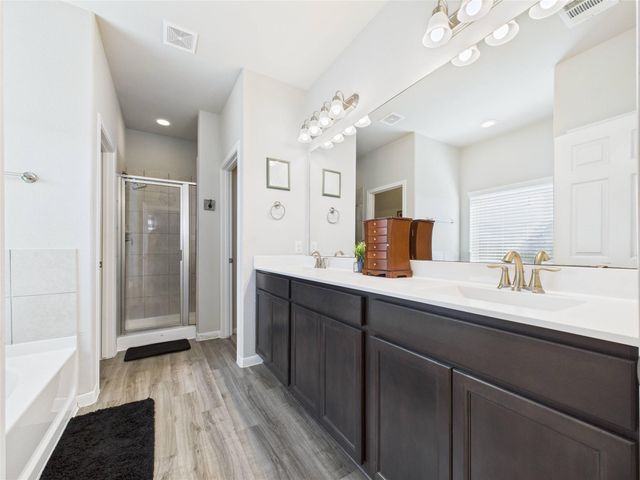 3202 Explorer Drive, Texas City, TX 77591