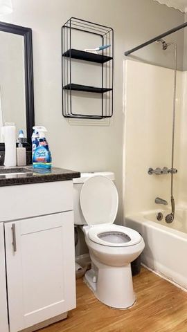 662 Brandlwood NW Way, Lilburn, GA 30047