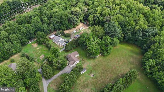 4785 ROANOKE PL, Waldorf, MD 20601