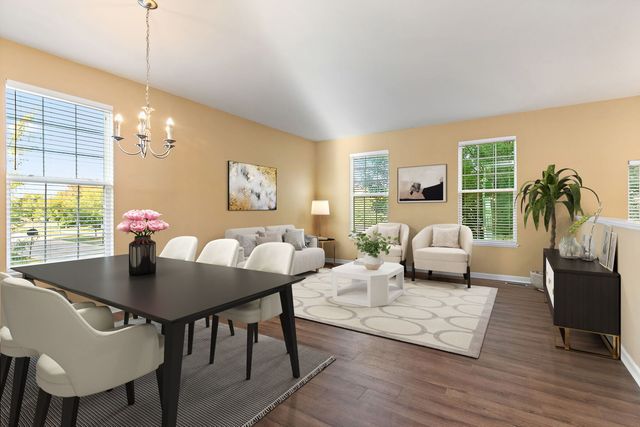 413 Town Center Boulevard, Gilberts, IL 60136