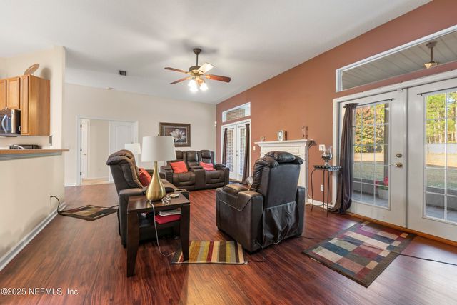 10228 TEDS Court, Jacksonville, FL 32220