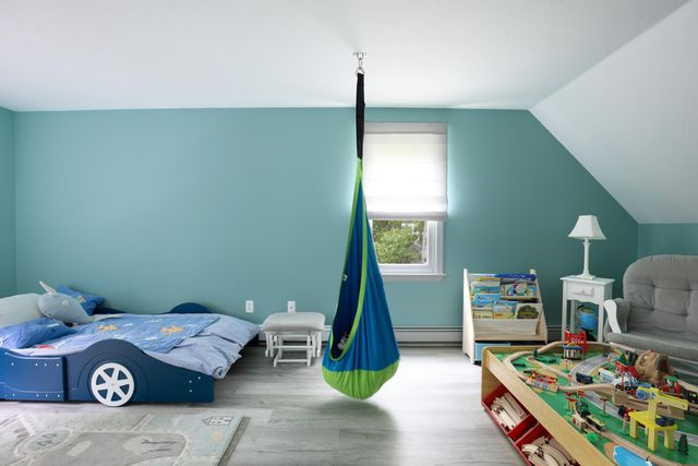 95 Rockville Avenue, Hatchville, MA 02536