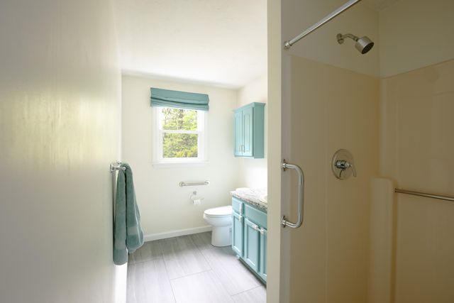 95 Rockville Avenue, Hatchville, MA 02536