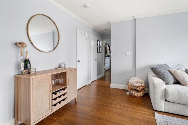 33 Lennon Ct. 31, Boston, MA 02127