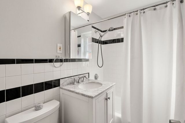 33 Lennon Ct. 31, Boston, MA 02127