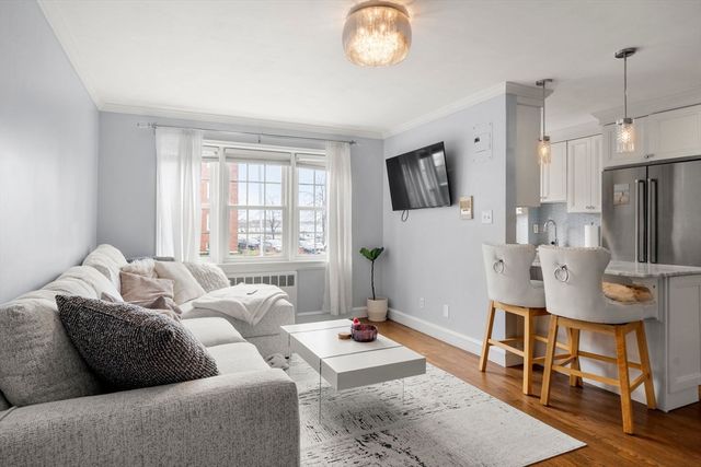 33 Lennon Ct. 31, Boston, MA 02127