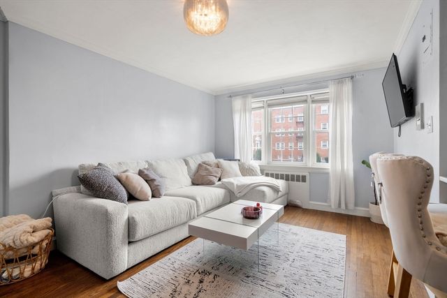 33 Lennon Ct. 31, Boston, MA 02127