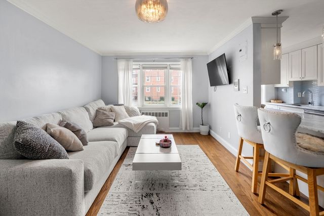 33 Lennon Ct. 31, Boston, MA 02127