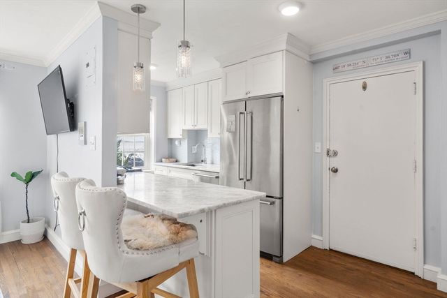 33 Lennon Ct. 31, Boston, MA 02127