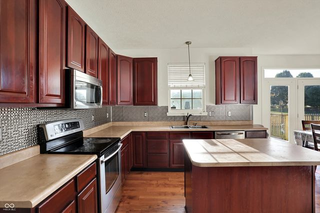 2161 Silver Rose Drive, Avon, IN 46123