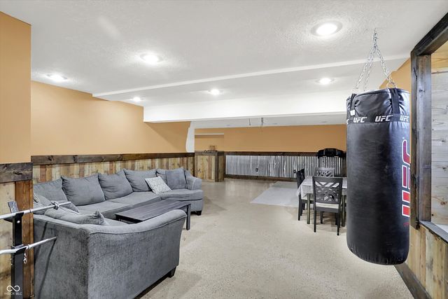 2161 Silver Rose Drive, Avon, IN 46123