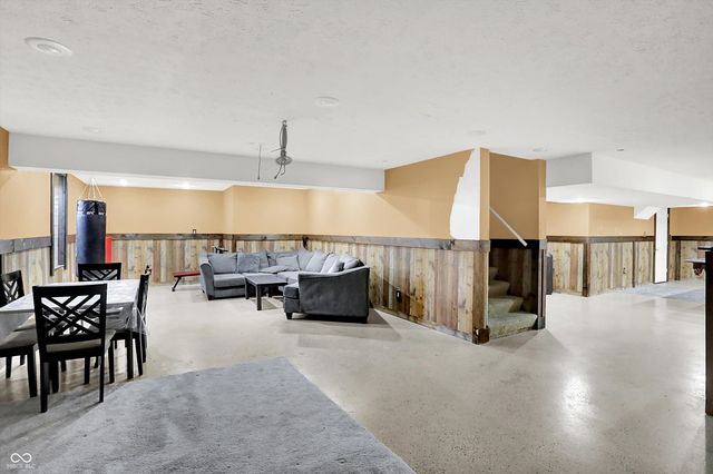 2161 Silver Rose Drive, Avon, IN 46123