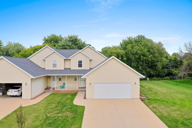 1087 STILLMEADOW LANE, Menasha, WI 54952