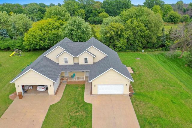 1087 STILLMEADOW LANE, Menasha, WI 54952