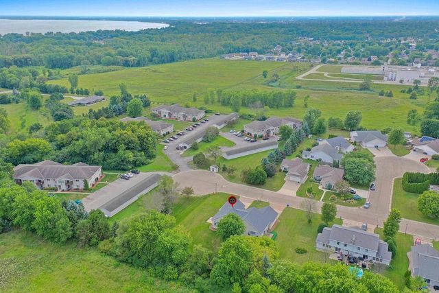 1087 STILLMEADOW LANE, Menasha, WI 54952
