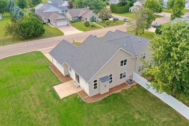 1087 STILLMEADOW LANE, Menasha, WI 54952