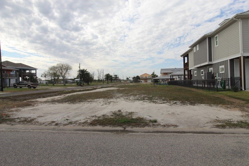 102 Bufflehead, Rockport, TX 78382 — exterior