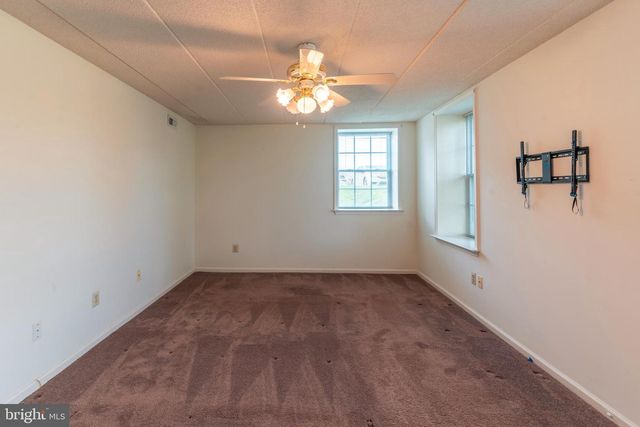 1000 CENTENNIAL STATION DR, Warminster, PA 18974