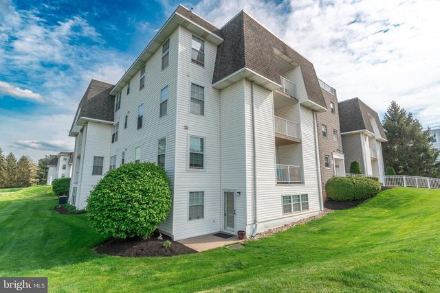 1000 CENTENNIAL STATION DR, Warminster, PA 18974