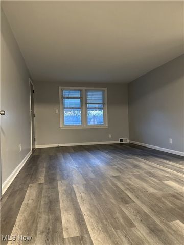 5247 Old Oxford Lane 3, Boardman, OH 44512