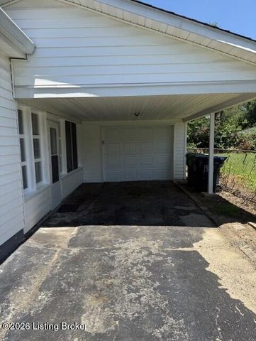 2117 West Ln, Louisville, KY 40216