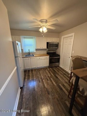 2117 West Ln, Louisville, KY 40216