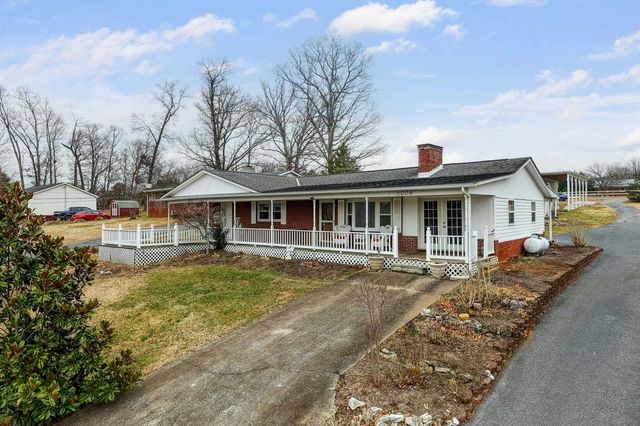 5009 MILL CREEK RD, Luray, VA 22835