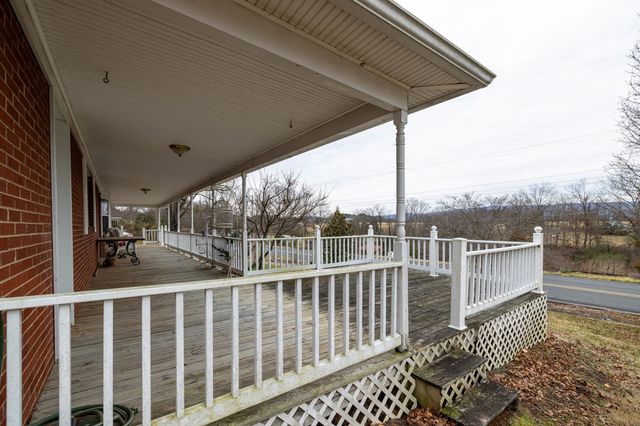 5009 MILL CREEK RD, Luray, VA 22835