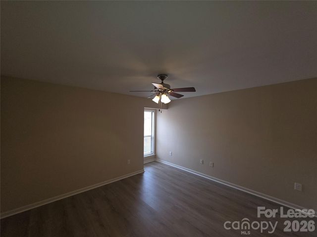 7325 Winery Lane, Charlotte, NC 28227