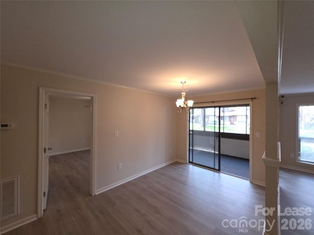 7325 Winery Lane, Charlotte, NC 28227