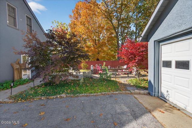 261 W Circular Street, Saratoga Springs, Inside, NY 12866