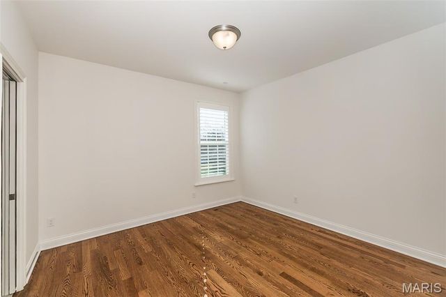 30 Meadowbrook Country Club Estate, Ballwin, MO 63011