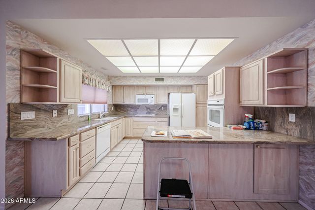 14406 W BLACKWOOD Drive, Sun City West, AZ 85375