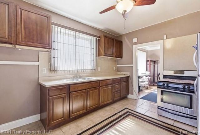 13540 Moran Street, Hamtramck, MI 48212