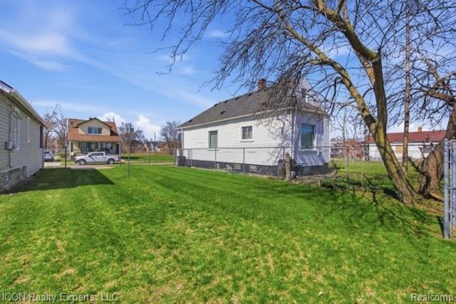 13540 Moran Street, Hamtramck, MI 48212