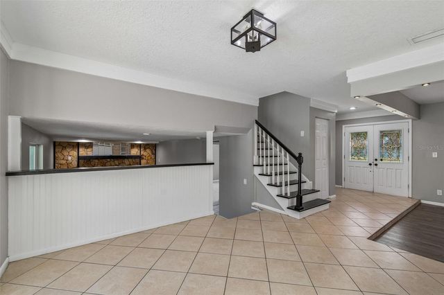 7111 GATEWAY COURT, Tampa, FL 33615