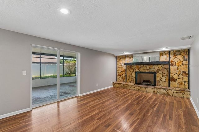 7111 GATEWAY COURT, Tampa, FL 33615