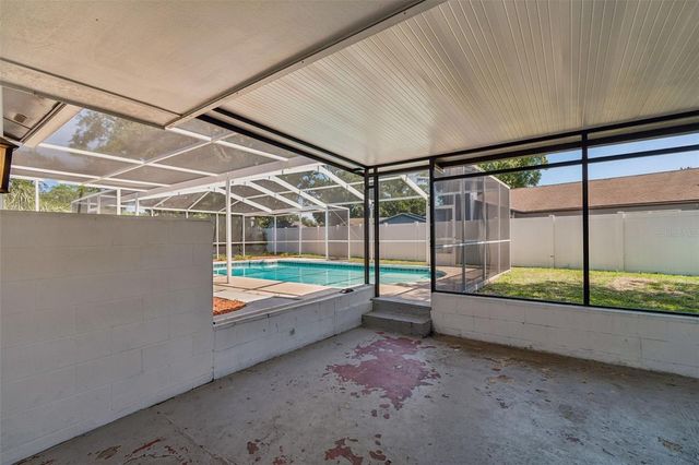 7111 GATEWAY COURT, Tampa, FL 33615