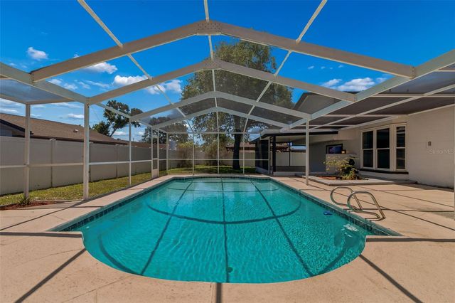 7111 GATEWAY COURT, Tampa, FL 33615